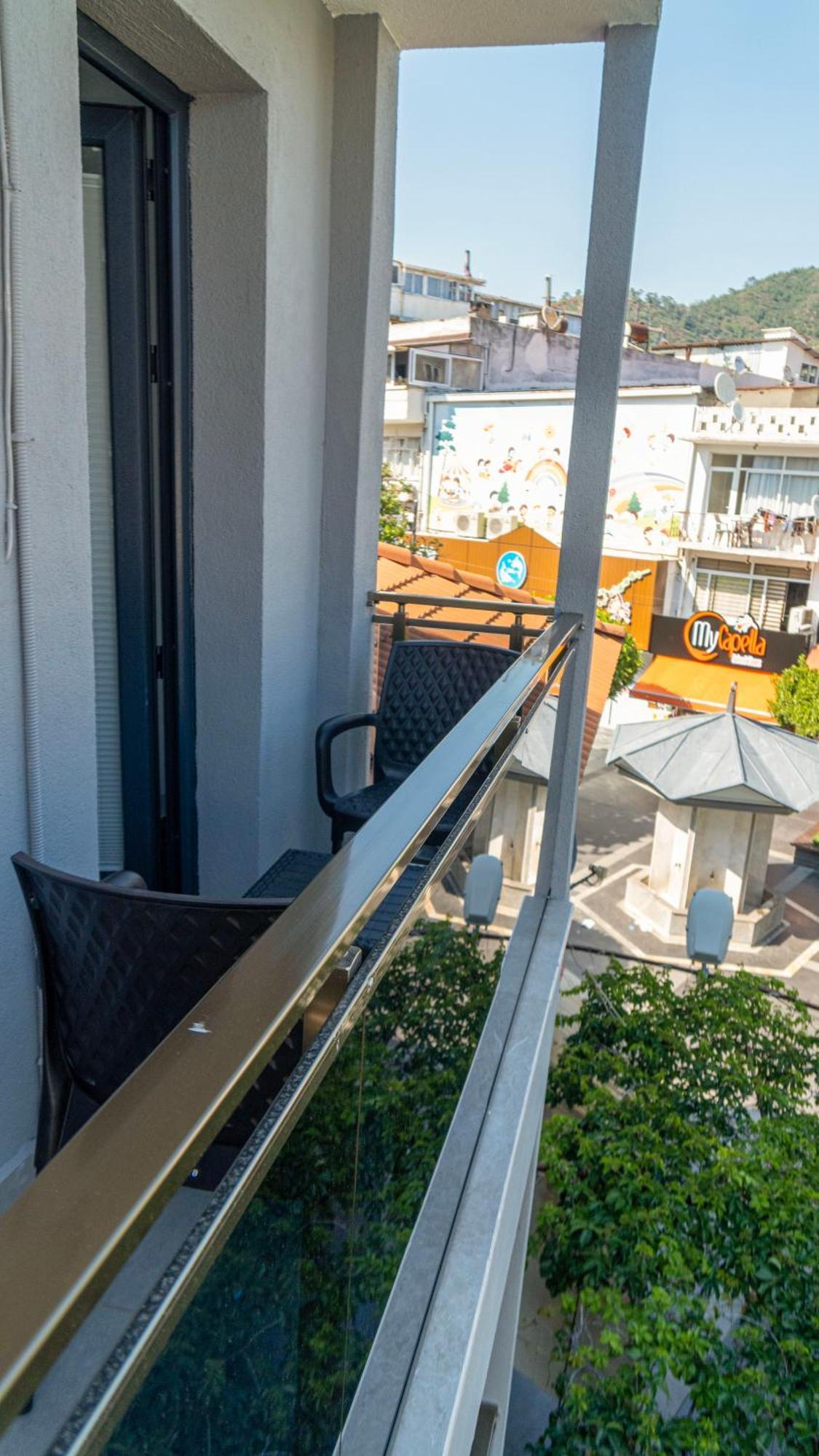 Port Marmaris Rooms Exterior foto